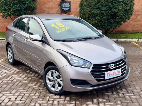 HYUNDAI HB20S 1.0 COMFORT PLUS 12V FLEX 4P MANUAL